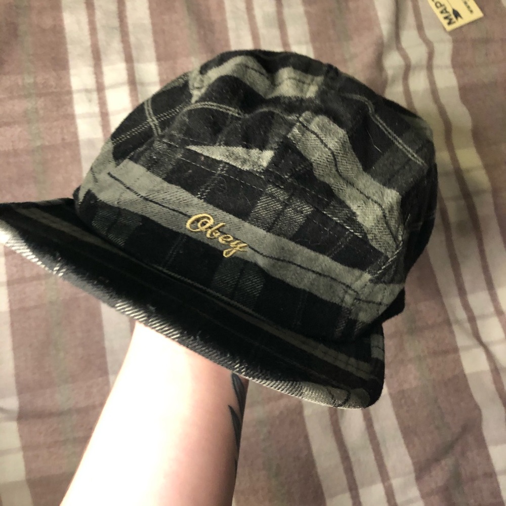 OBEY skater dude hat